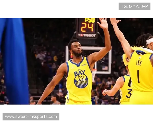 威金斯闪耀枫叶扣篮王舞台,惊艳表现引爆全场 威金斯闪耀枫叶扣篮王舞台,惊艳表现引爆全场